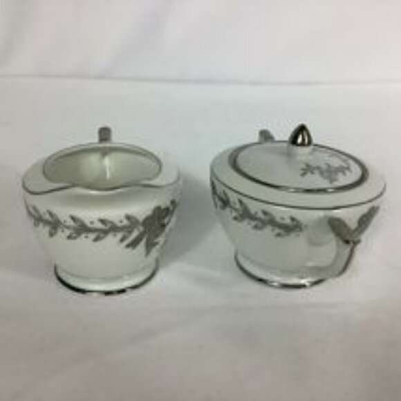 Lefton Vintage White & Silver Trimmed 25th Wedding Anniversary Sugar Creamer Set - Picture 4 of 4